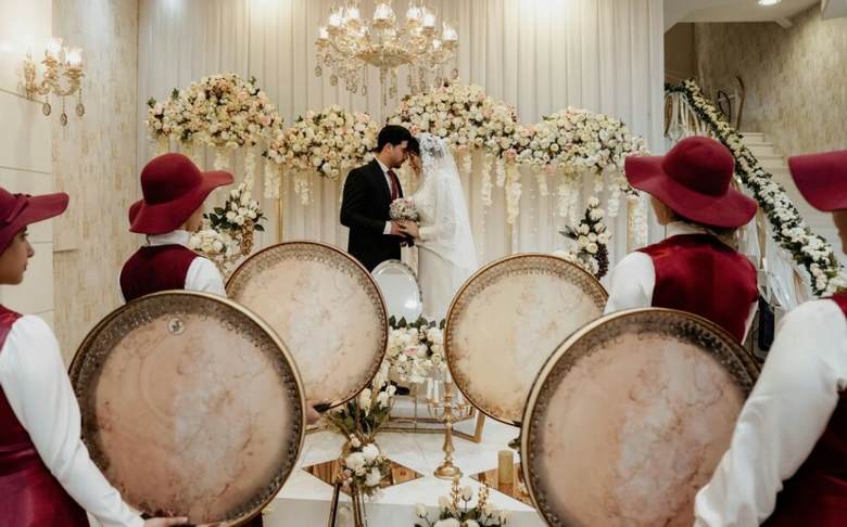 آیا تشریفات الیزه کرایه ظرف و وسایل هم دارد؟
